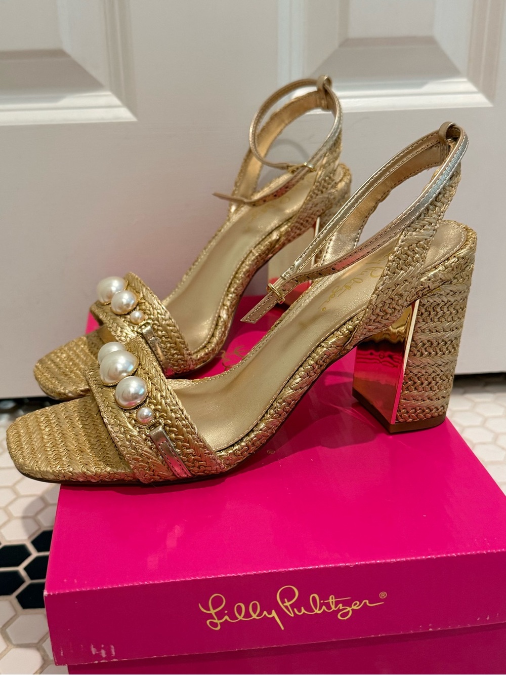Lilly Pulitzer May Gold Metalic Raffia Pearl Block Heel Sandals New in Box